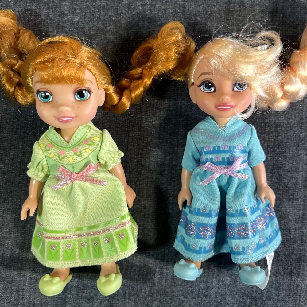 Young Elsa & Anna Frozen Princess 6'' Doll Jakks Pacific